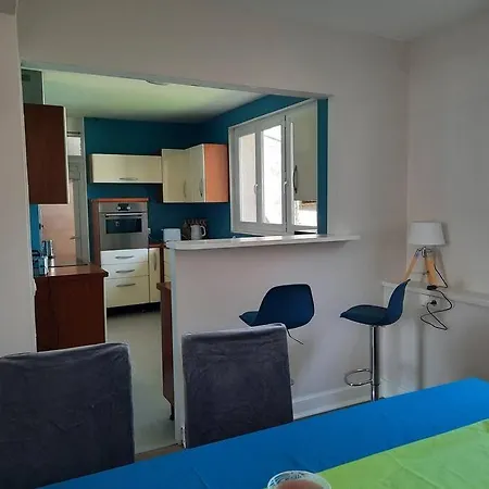 Maison Centre - Proche 24h - 11 Pers - 4 Connerré