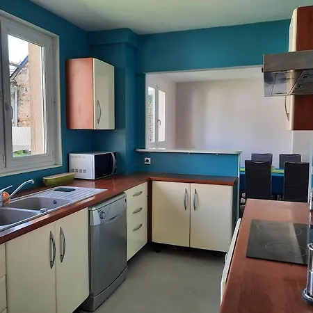 Maison Centre - Proche 24h - 11 Pers - 4 * Connerré