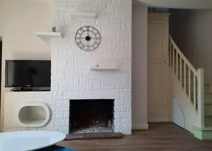 Maison Centre - Proche 24h - 11 Pers - 4 Connerré